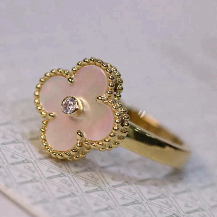 ¡®Imperial¡¯CLOVER PINK MOP RING GOLD DIAMOND