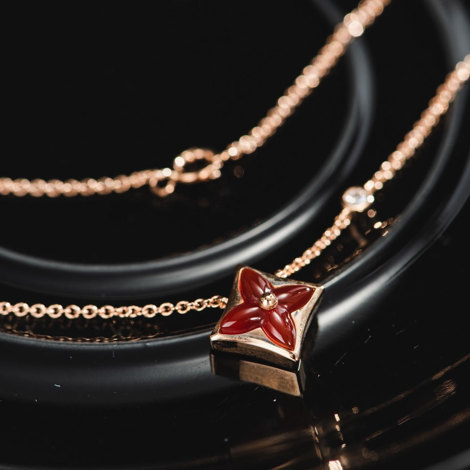 ¡®Imperial¡¯STAR NECKLACE PINK GOLD 1 DIAMOND