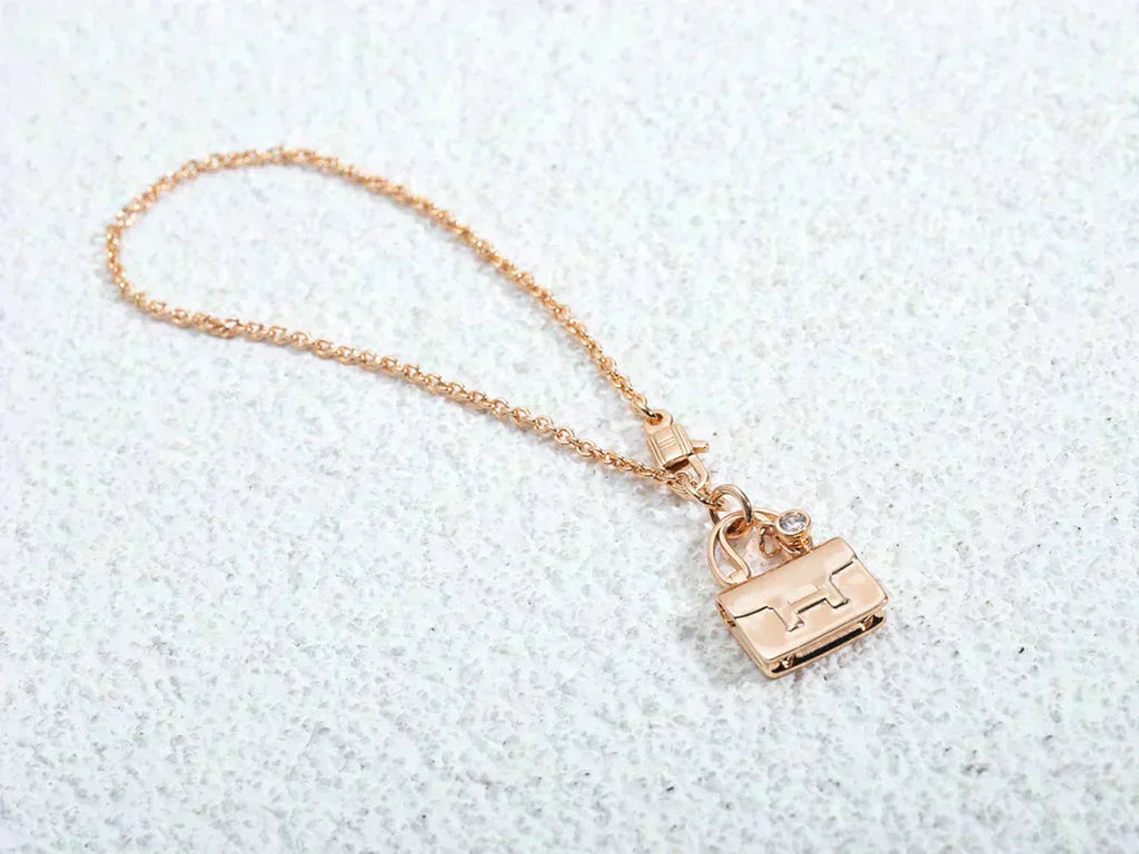 ¡®Imperial¡¯AMULETTE PEDANT ROSE GOLD NECKLACE