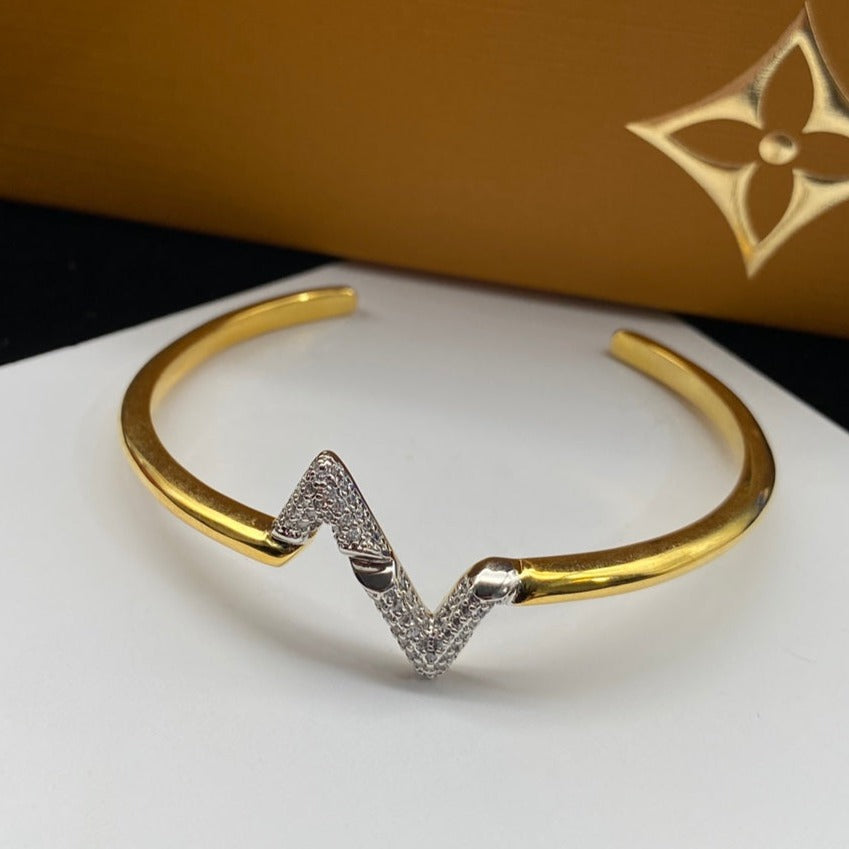 ¡®Imperial¡¯VOLTE UPSITE DOWN DIAMOND GOLD OPEN BRACELET