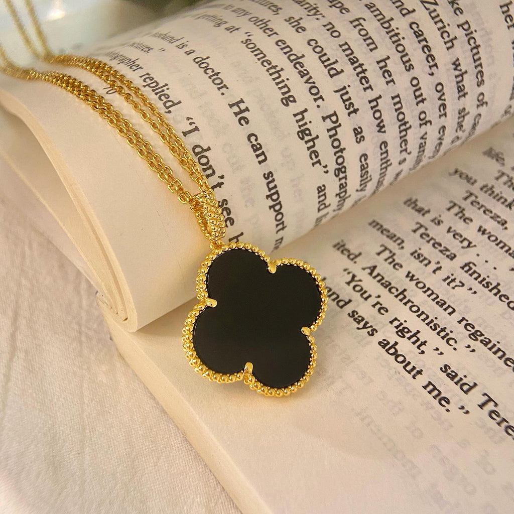 ¡®Imperial¡¯CLOVER 25MM NECKLACE GOLD ONYX