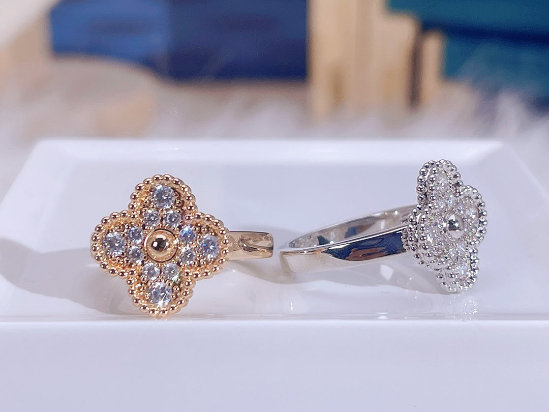 ¡®Imperial¡¯CLOVER DIAMOND RING