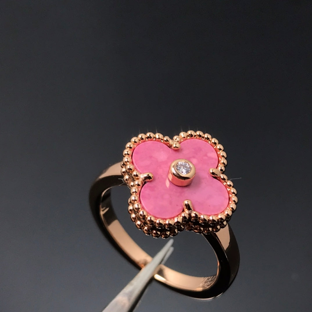 ¡®Imperial¡¯CLOVER RHODONITE ROSE GOLD RING