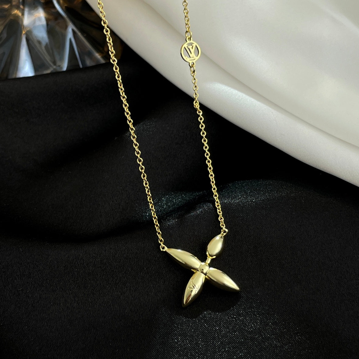 ¡®Imperial¡¯LOUISETTE GOLD NECKLACE