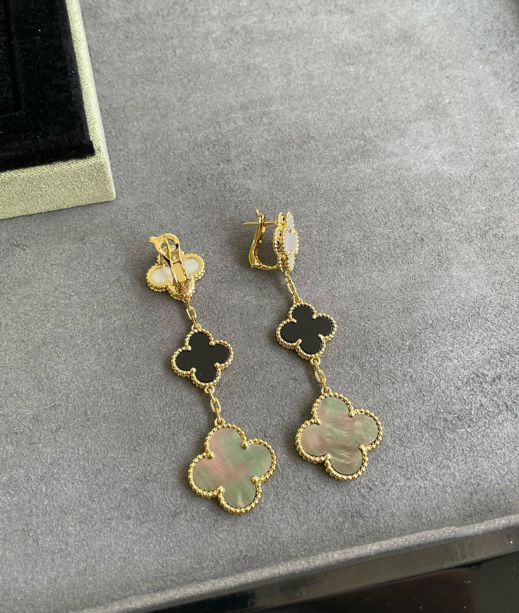 ¡®Imperial¡¯CLOVER 3 MOTIF MOP ONYX DARK MOP PINK GOLD EARRINGS
