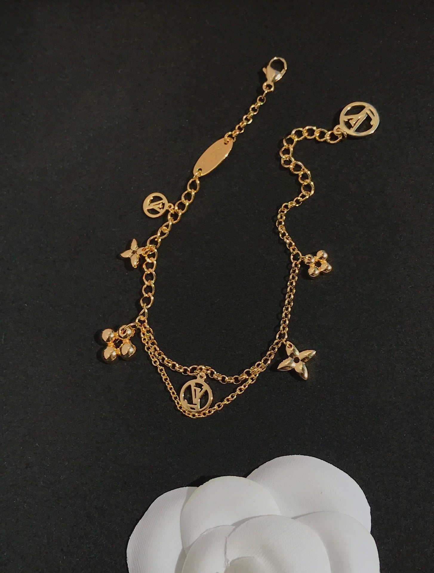 ¡®Imperial¡¯BLOOMING PINK GOLD MOP BRACELET