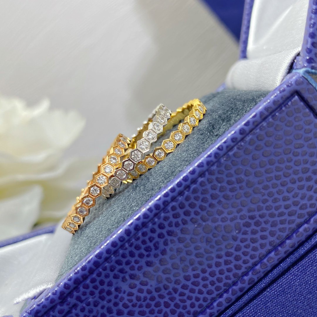 ¡®Imperial¡¯BEE LOVE DIAMOND PAVED SMALL RING