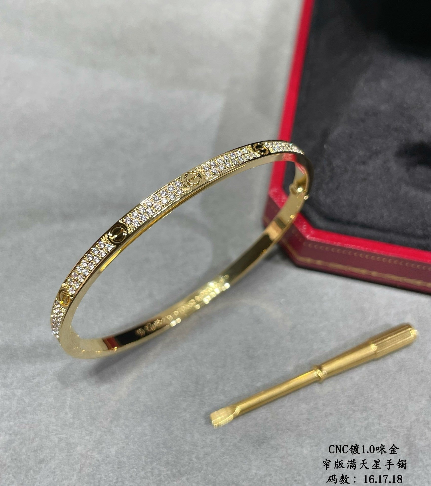 「インペリアル」LOVEブレスレット 3.65MM ダイヤモンドパヴェ