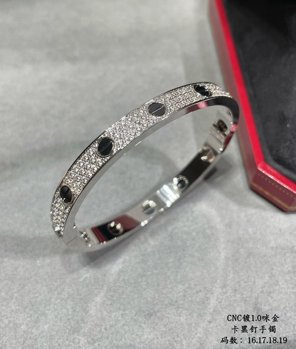 「インペリアル」ラブブレスレット 6.1mm ダイヤモンドパヴェ セラミック