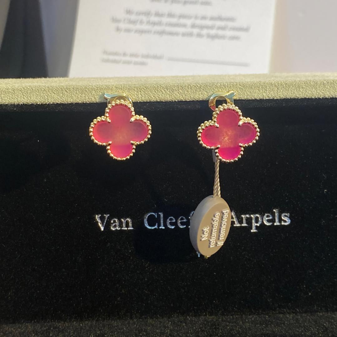 [Imperial] NEW CLOVER 15MM PINK ENAMEL STUD EARRINGS