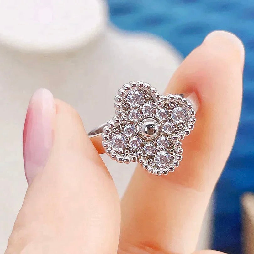 ¡®Imperial¡¯CLOVER DIAMOND RING