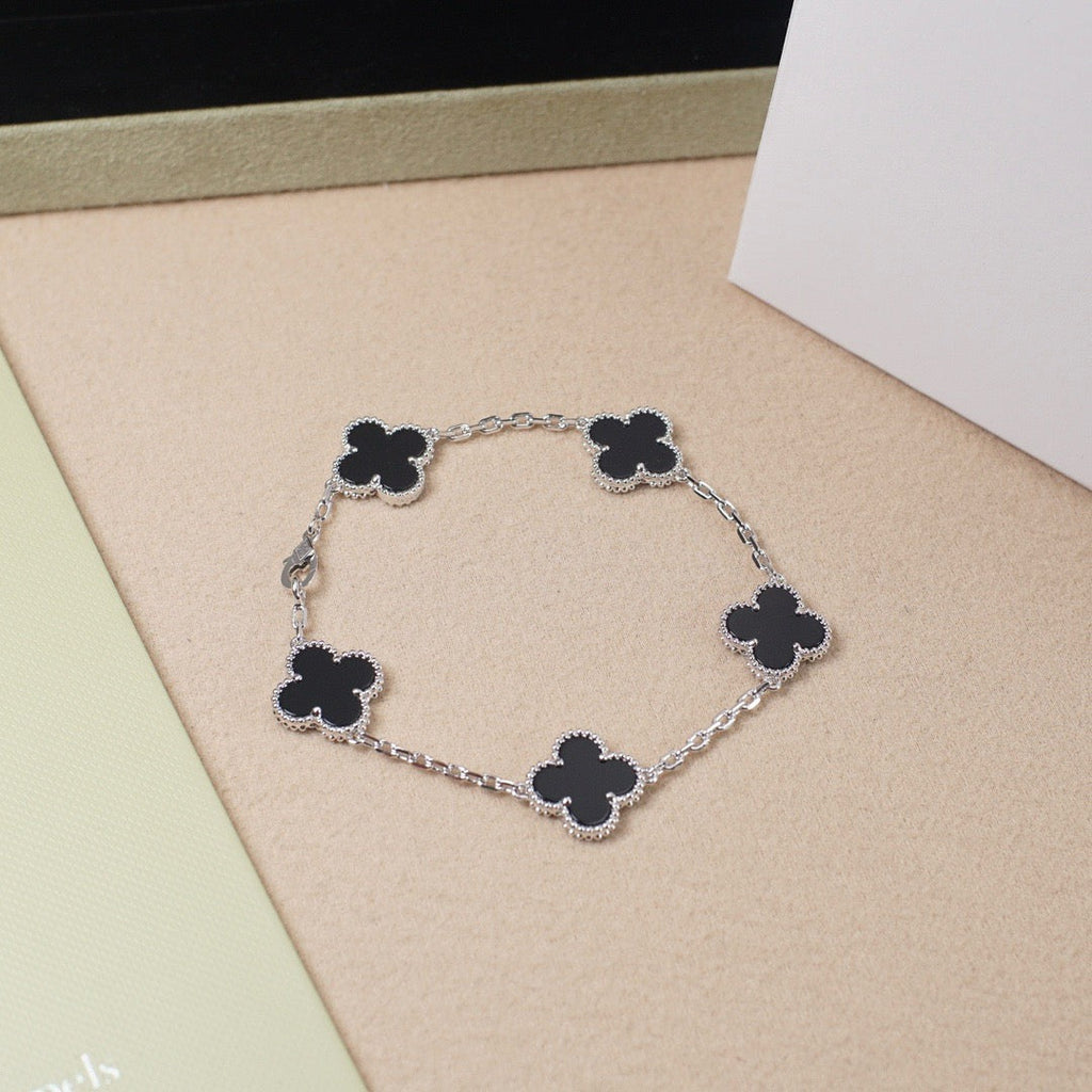 ¡®Imperial¡¯CLOVER 5 MOTIF ONYXS  BRACELET SILVER
