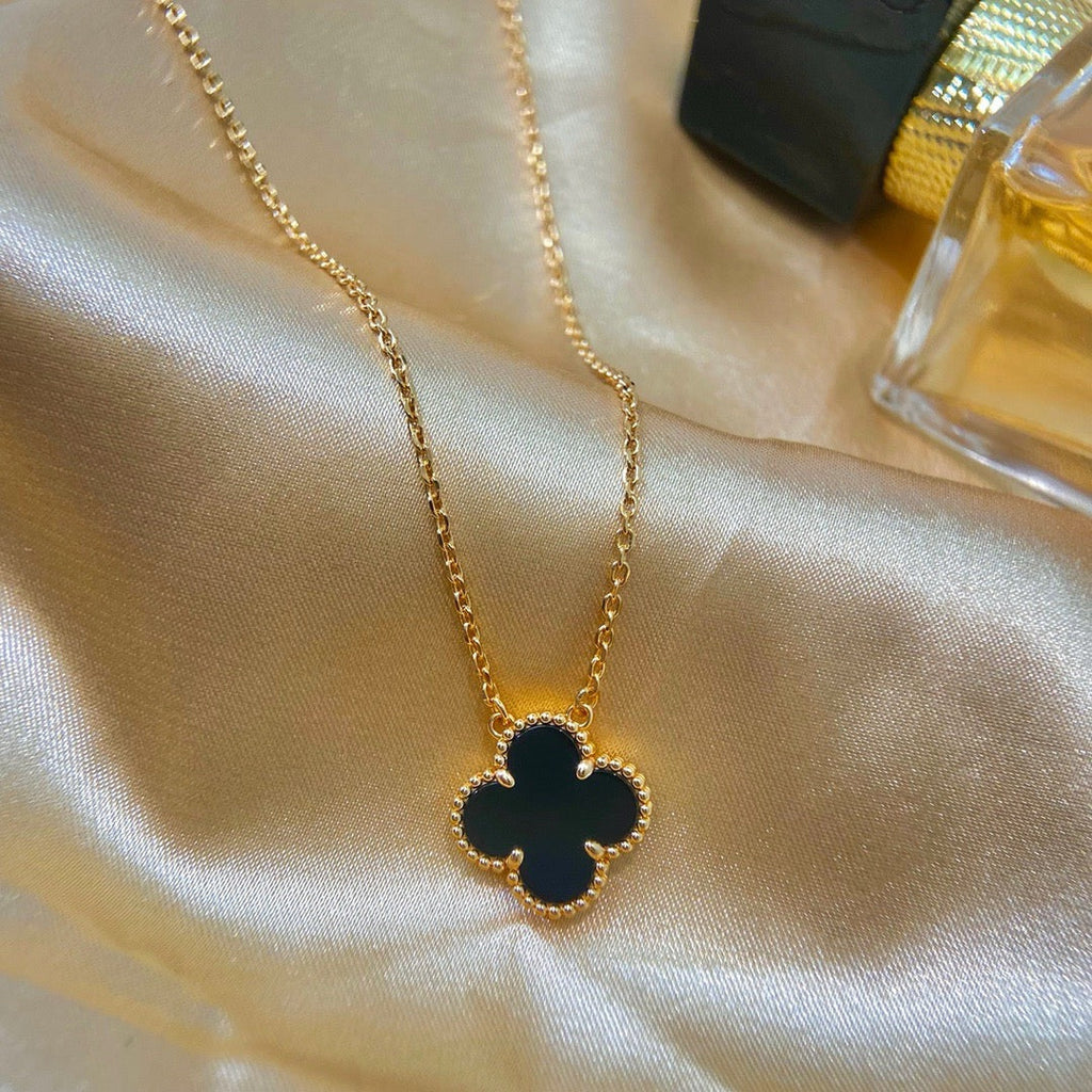 ¡®Imperial¡¯CLOVER 15MM BLACK ONYX SINGLE FLOWER NECKLACE