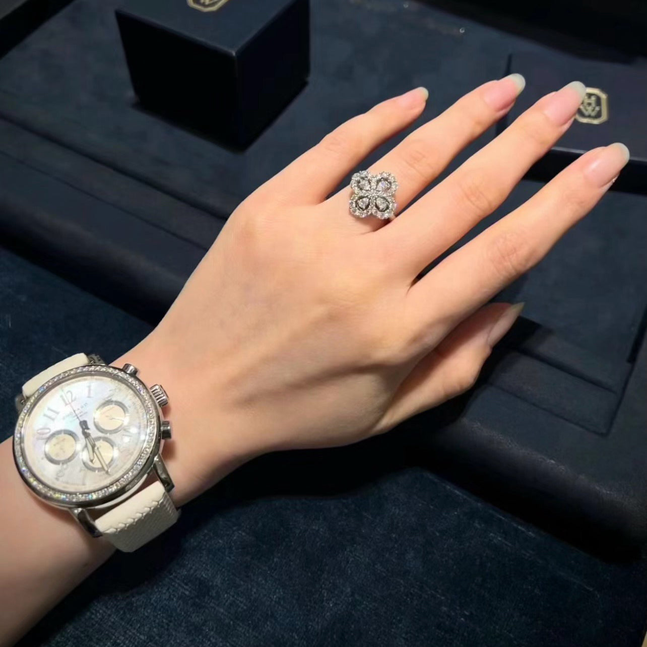 ¡®Imperial¡¯LOOP RING FULL MOTIF DIAMOND 16MM SILVE