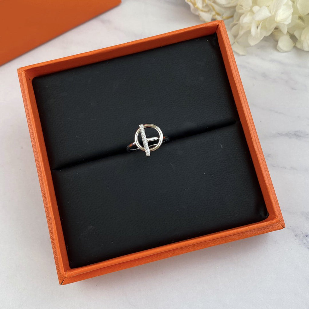 ¡®Imperial¡¯ECHAPPEE RING DIAMOND