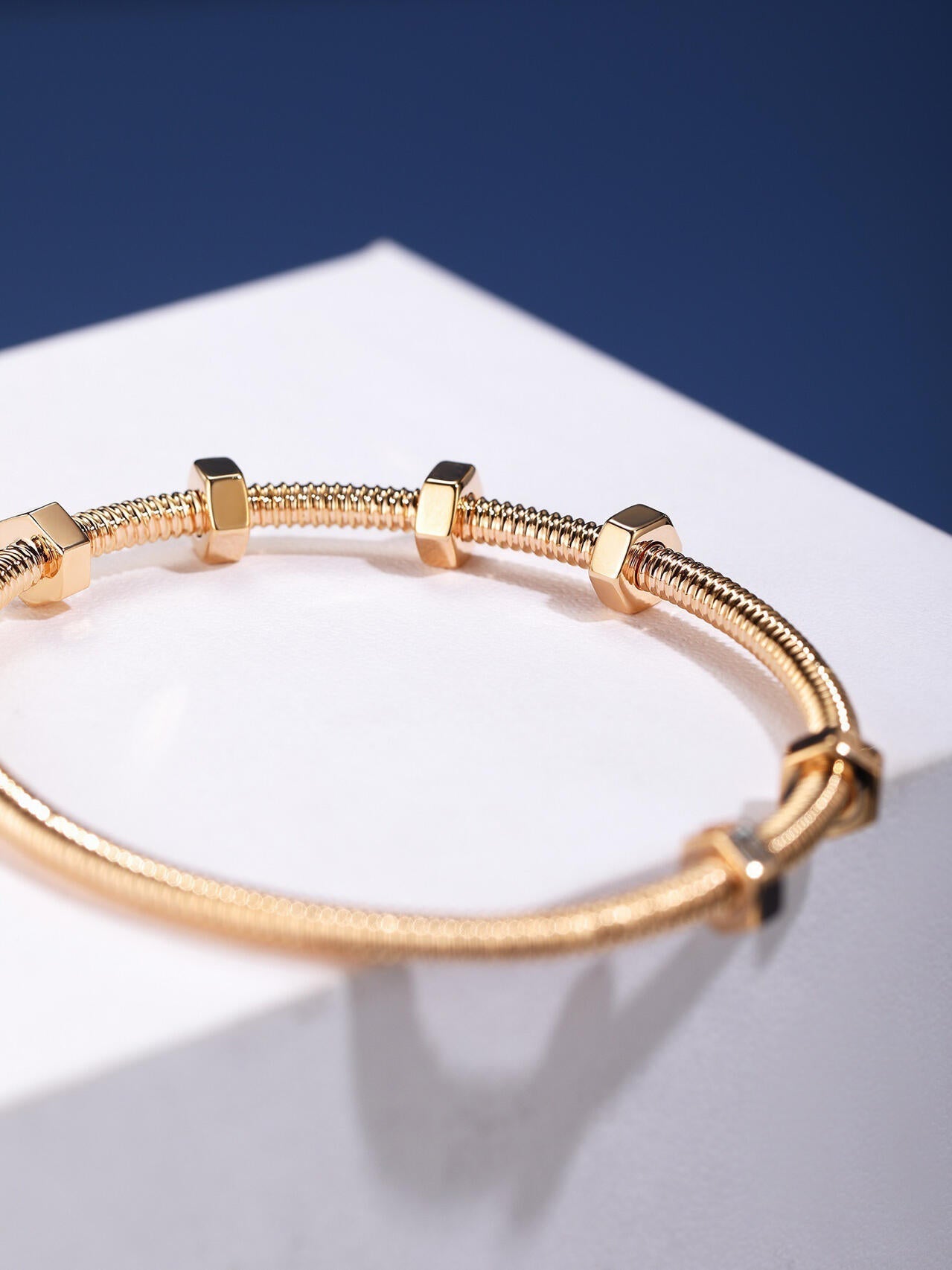 [¡®Imperial¡¯]CT THREADED BRACELET
