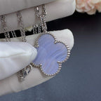 ¡®Imperial¡¯CLOVER SILVER CHALCEDONY BIG CLOVER NECKLACE