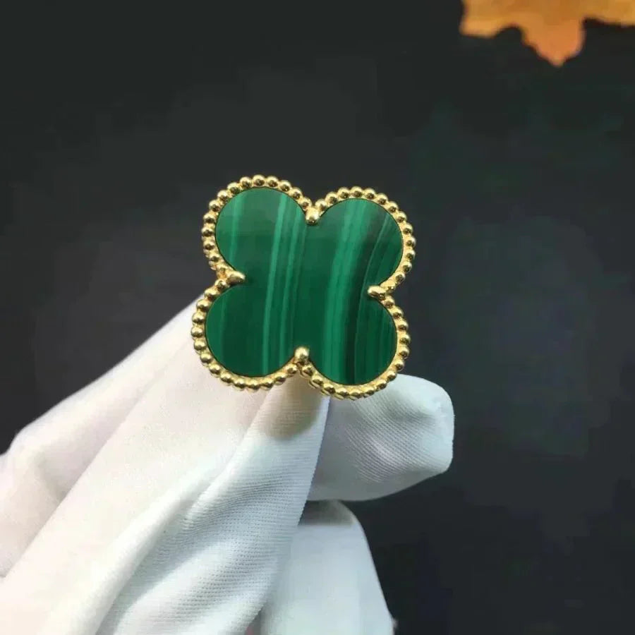 ¡®Imperial¡¯CLOVER MALACHITE RING